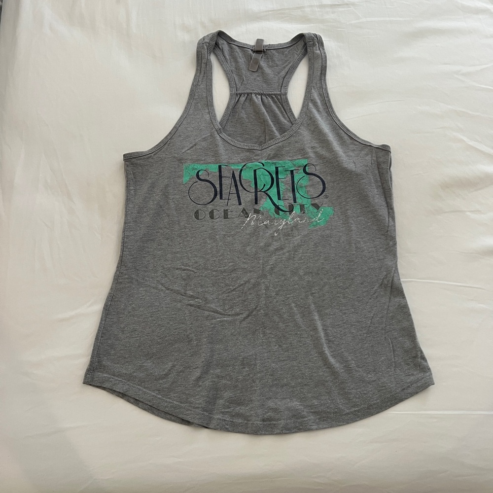 Gray Sleeveless Seacrets OC MD Tank Top